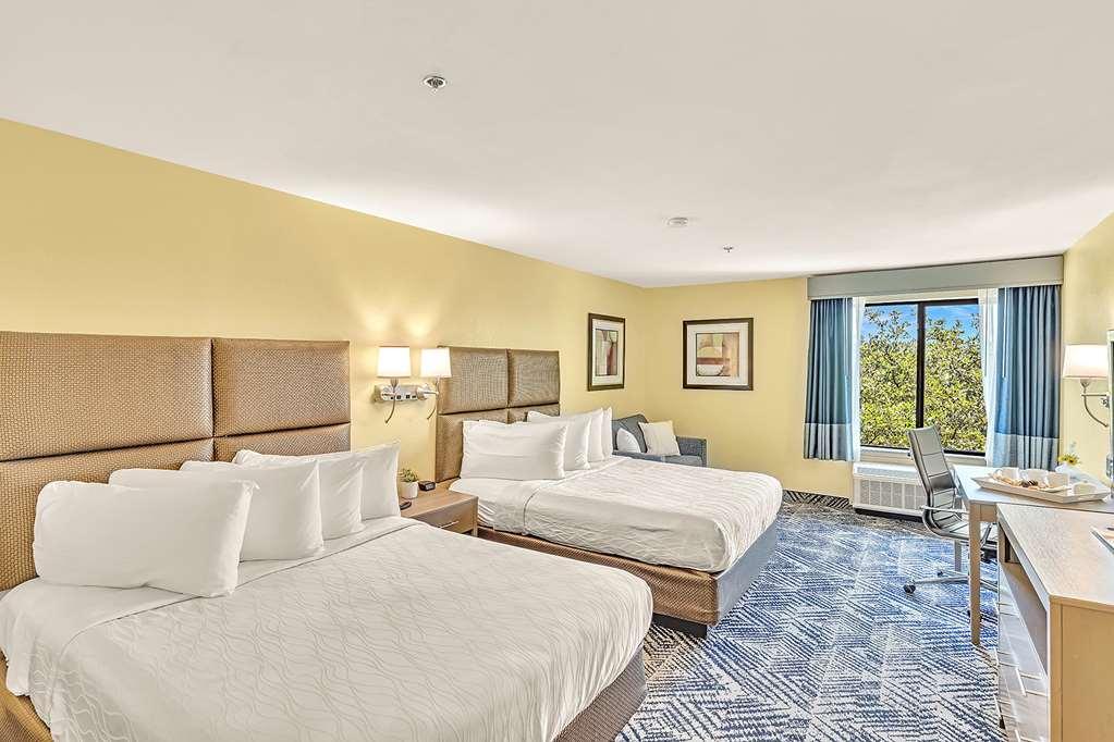Best Western Plus Lewisville Flower Mound Oda fotoğraf