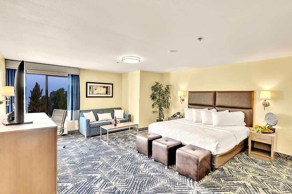 Best Western Plus Lewisville Flower Mound Oda fotoğraf